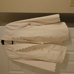 Beautiful unique scallop blazer